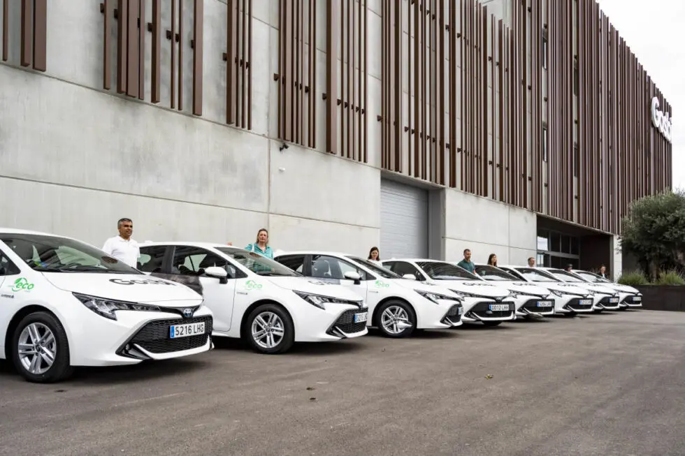 環境負荷を抑えた輸送車両